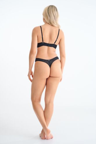 String high leg »Tia«